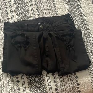 AE black ripped skinny jeans!